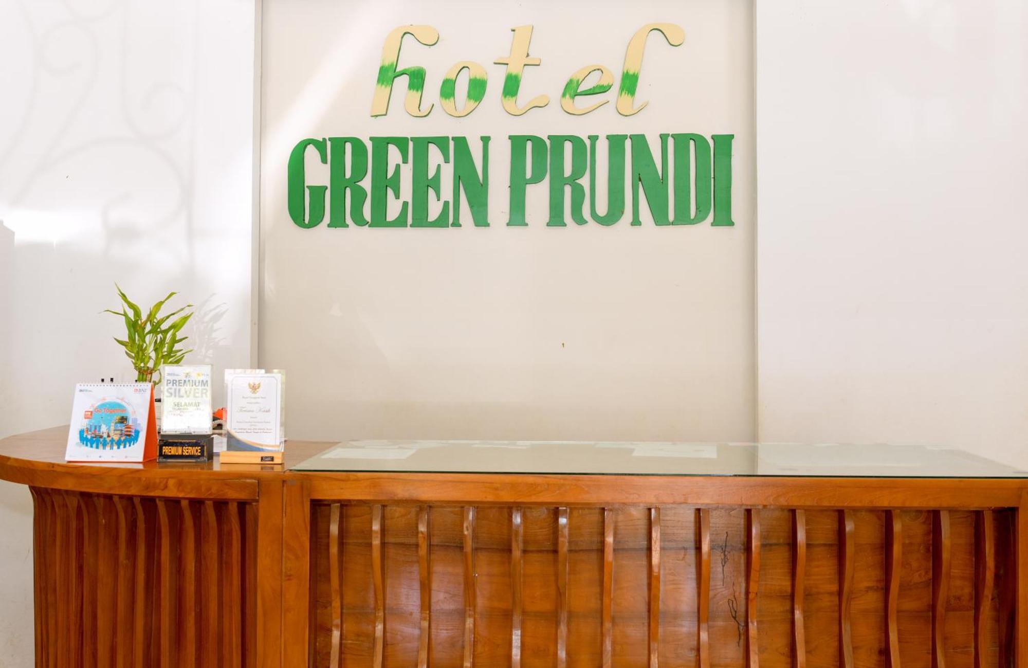 Hotel Green Prundi Labuan Bajo Esterno foto