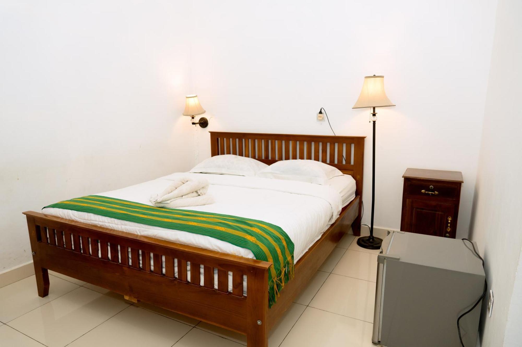 Hotel Green Prundi Labuan Bajo Esterno foto