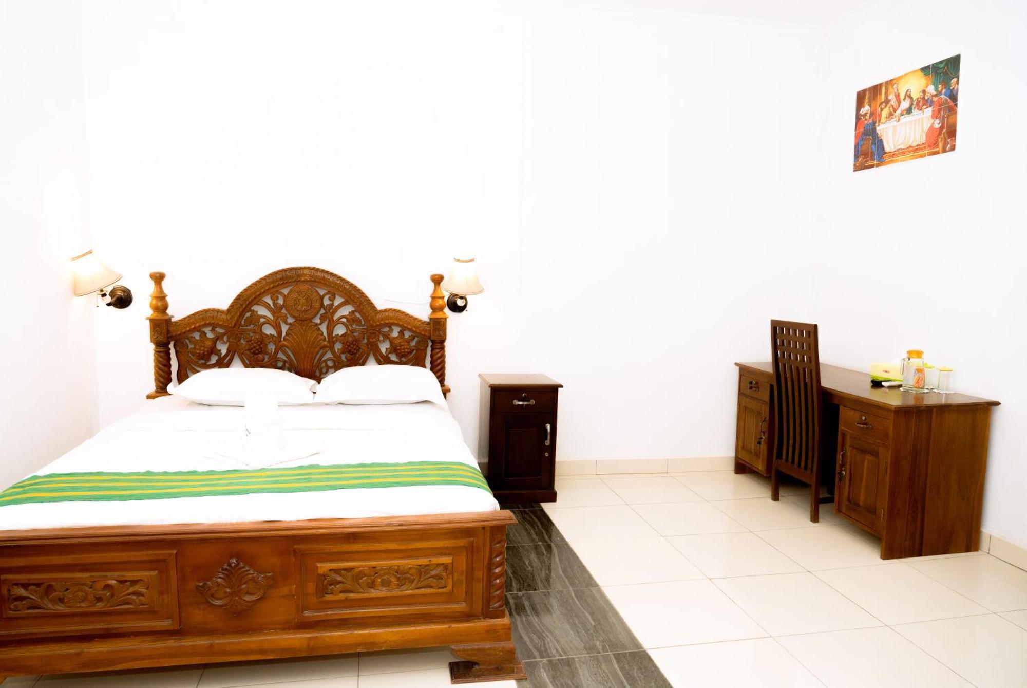Hotel Green Prundi Labuan Bajo Esterno foto