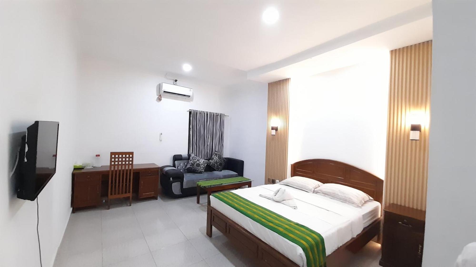 Hotel Green Prundi Labuan Bajo Esterno foto